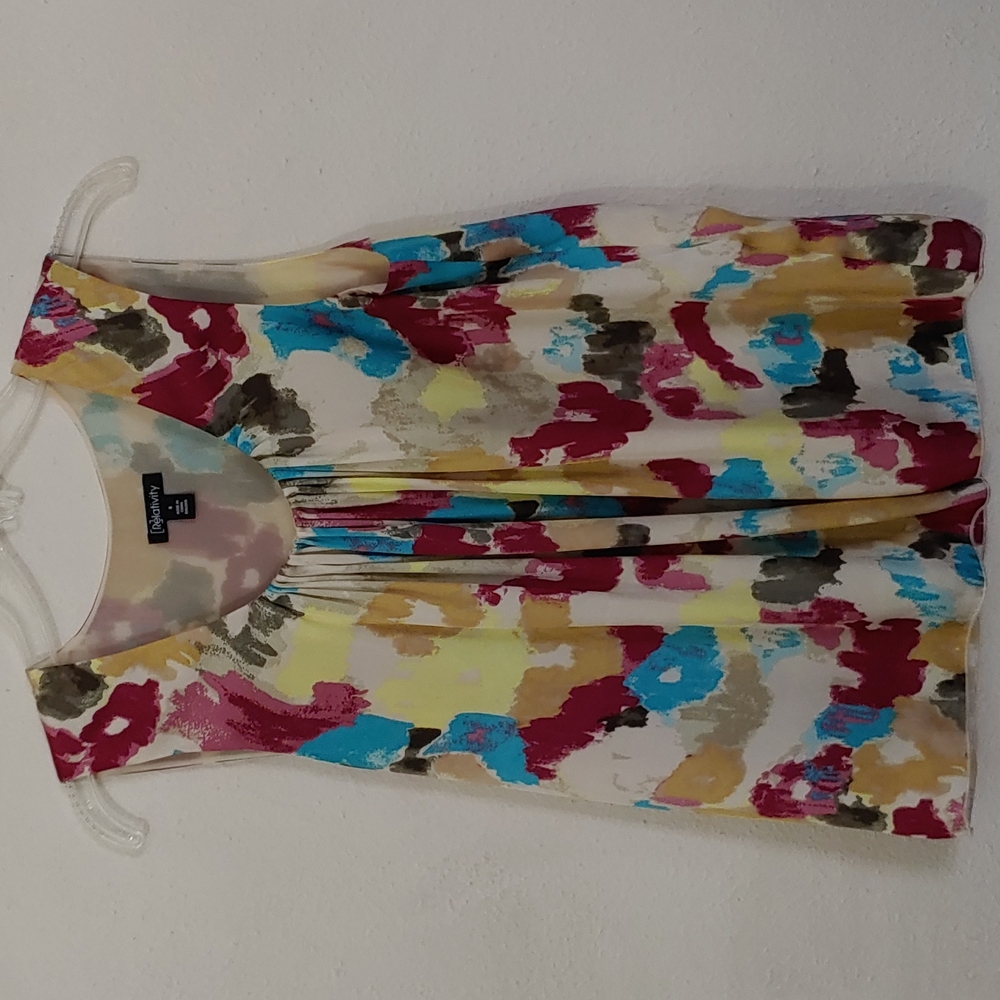 Relativity Women's Size 6 Lined Tank